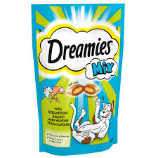 Dreamies Mix Cat Treats With Salmon And Turkey